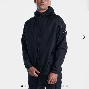 BoxRaw Windbreaker